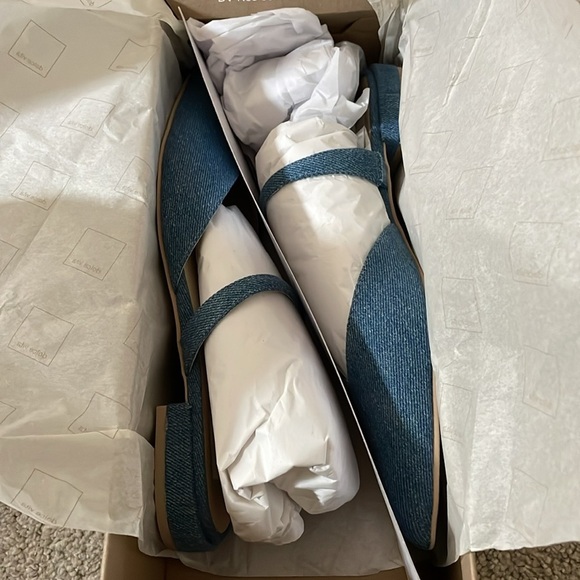 NEW Dolce Vita Blue Denim Mule Flats - Picture 7 of 7